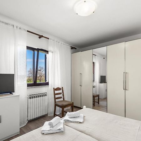 Apartment Marchela Nova Vas  Exteriör bild
