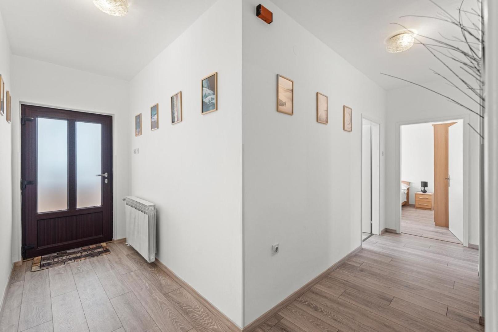 Apartment Marchela Nova Vas  Exteriör bild